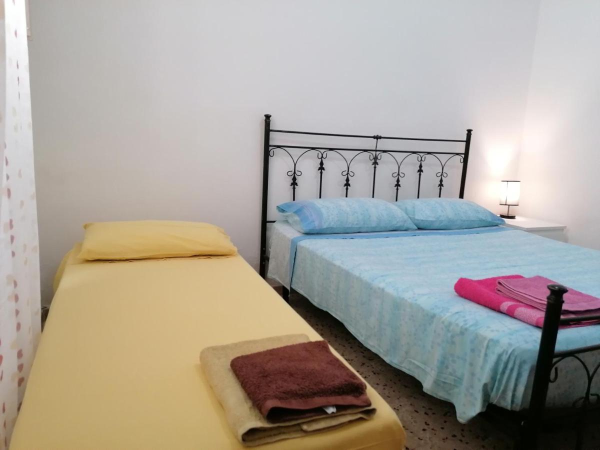 Cortile Della Neve Apartment Трапани Екстериор снимка