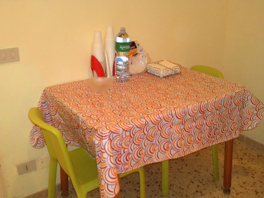 Cortile Della Neve Apartment Трапани Екстериор снимка