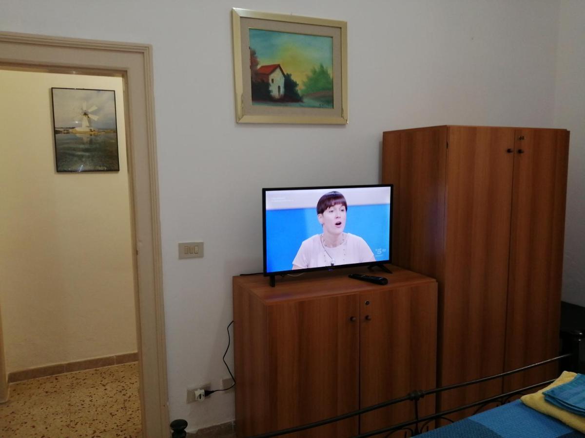 Cortile Della Neve Apartment Трапани Екстериор снимка